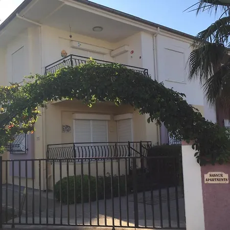 Hasnur Apartments